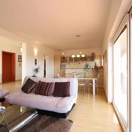 Apartament Gea *